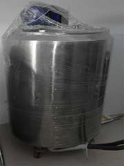 Refrigerated ageing tank