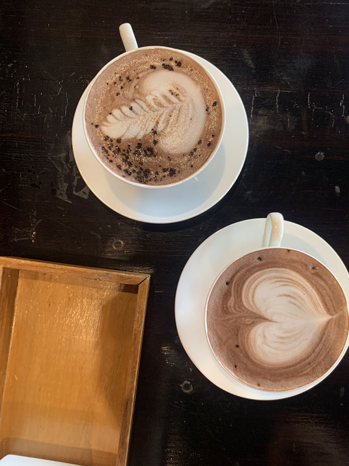 ช็อคโกแลตและกาแฟ