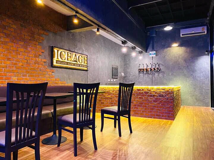 ภายในร้าน Ice Age Bistro'